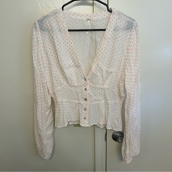 Free People Love Street Top Pink Polka Dots Size Small Blouse Date Night - Picture 3 of 9